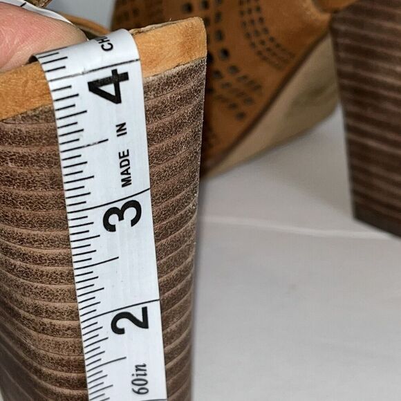 Gianni‎ Bini GB Chunky Heels Women's Sz 7.5 Open Toe Ankle Stacked Pumps Sandals - Picture 9 of 9